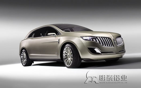 汽車合金鋁板廠家-明泰鋁業(yè)秉持低碳環(huán)保理念，供應汽車用鋁為鋁業(yè)經(jīng)濟發(fā)展添磚加瓦